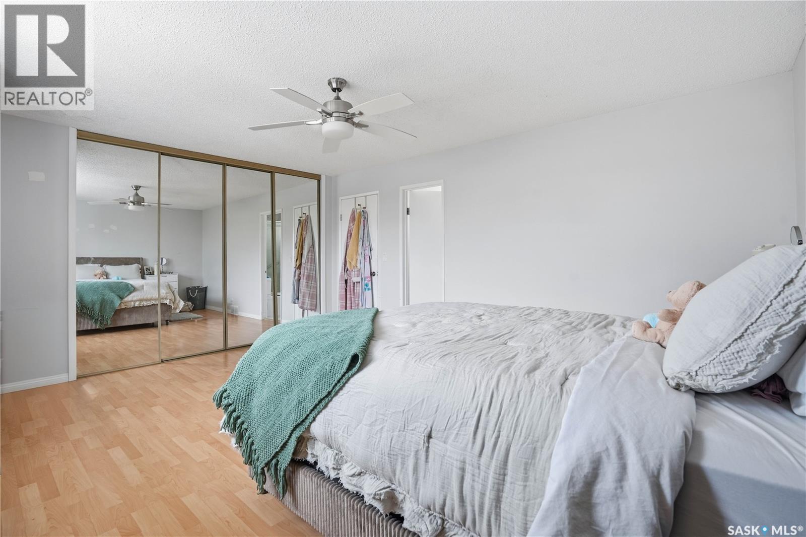226 Plainsview Drive, Regina, SK - Indoor Photo Showing Bedroom