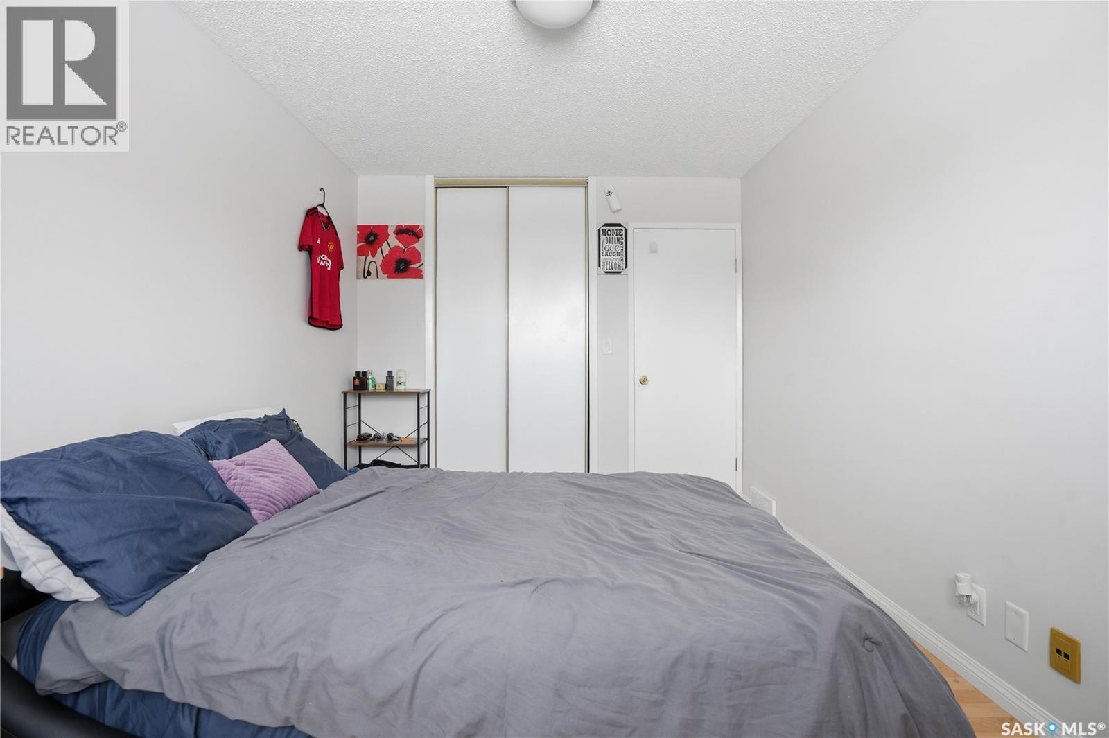 226 Plainsview Drive, Regina, SK - Indoor Photo Showing Bedroom