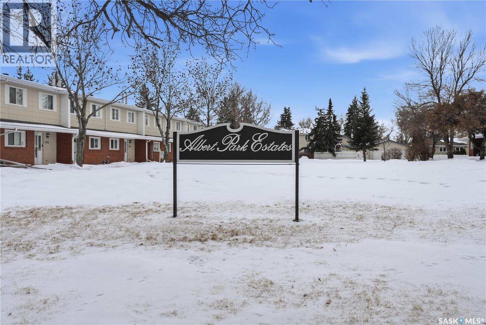 226 Plainsview Drive, Regina, SK - Outdoor