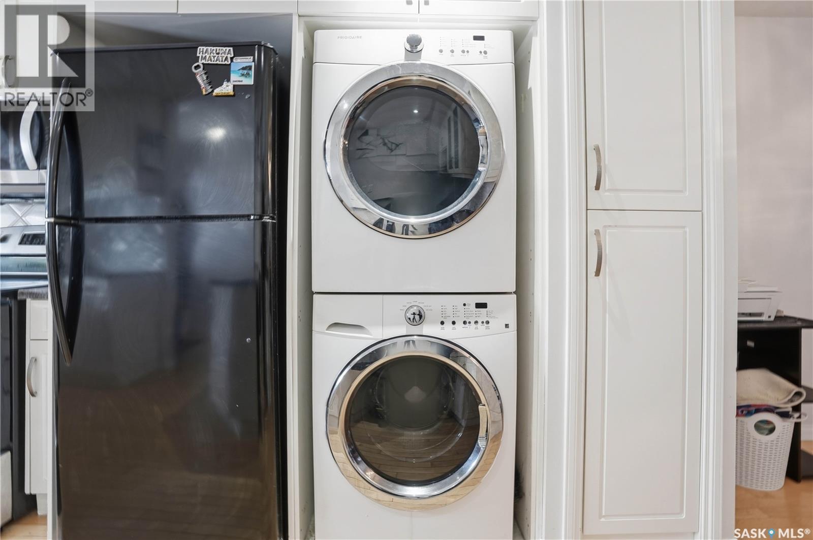 226 Plainsview Drive, Regina, SK - Indoor Photo Showing Laundry Room