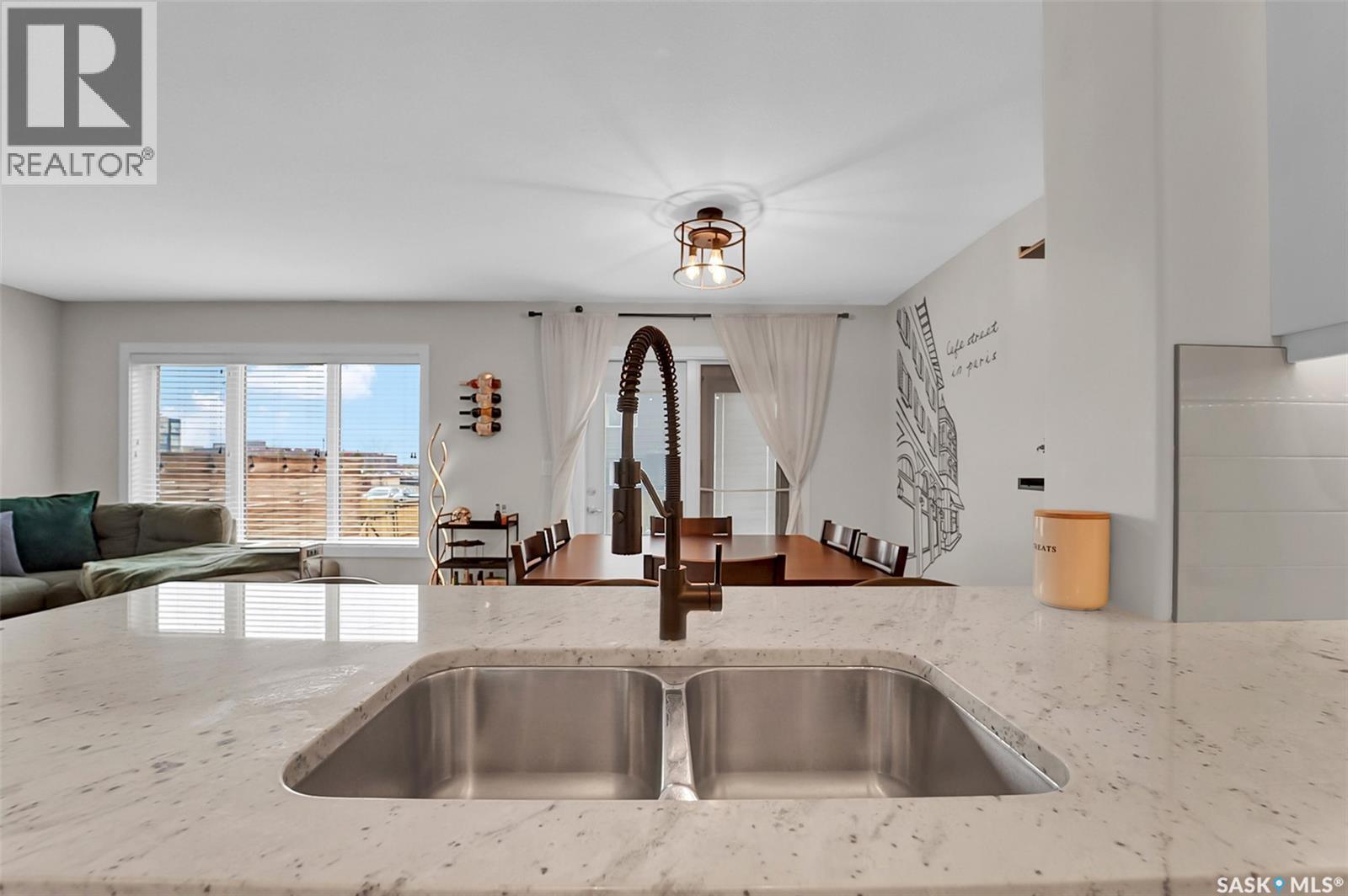 270 Lewin Crescent, Saskatoon, SK