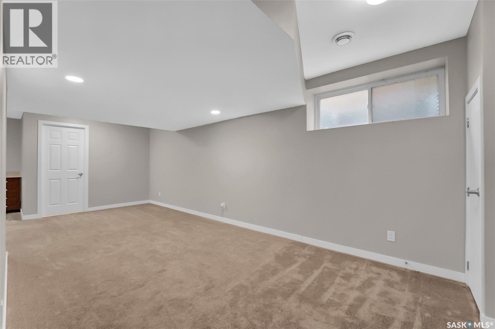 270 Lewin Crescent, Saskatoon, SK