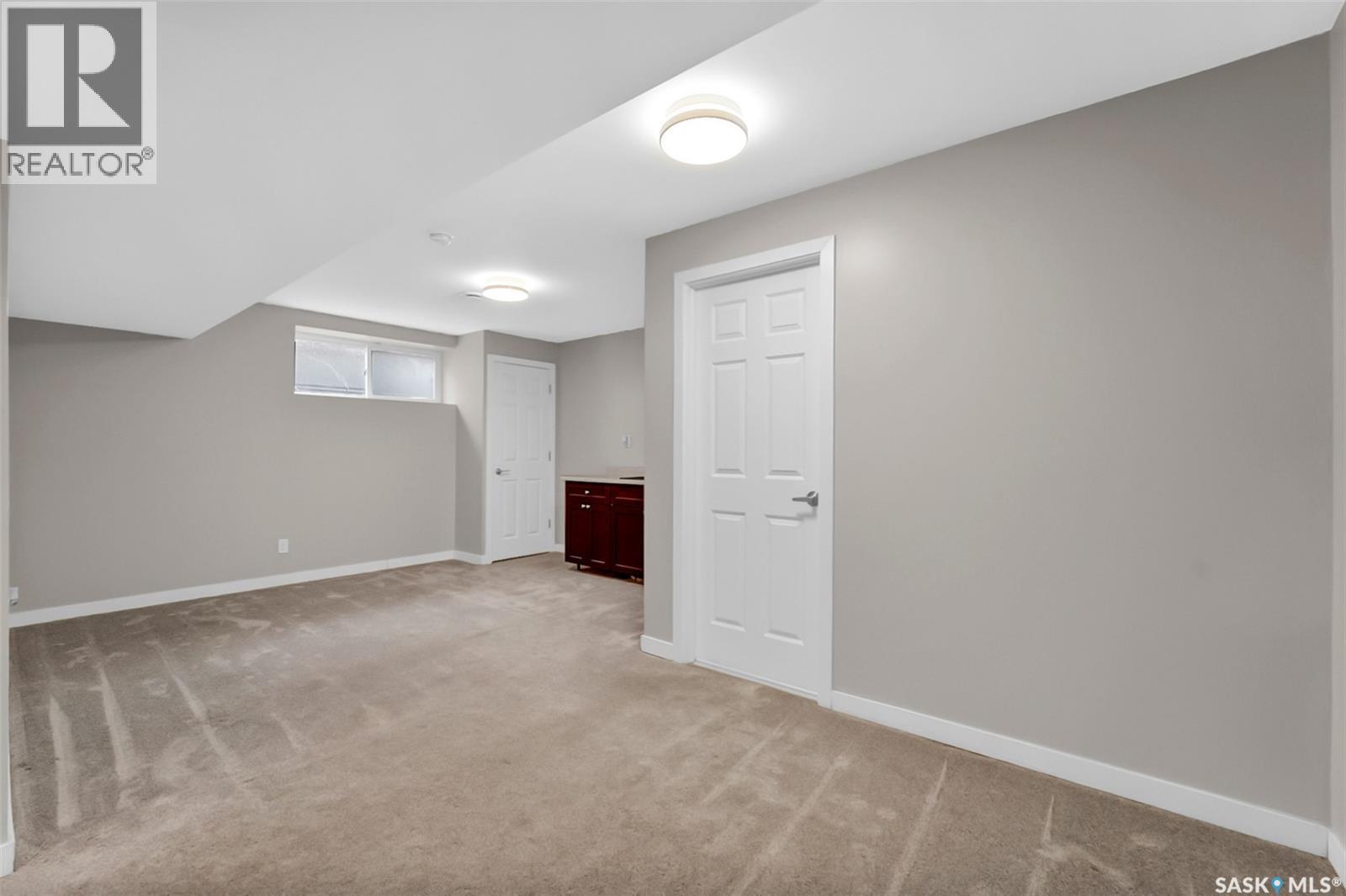 270 Lewin Crescent, Saskatoon, SK