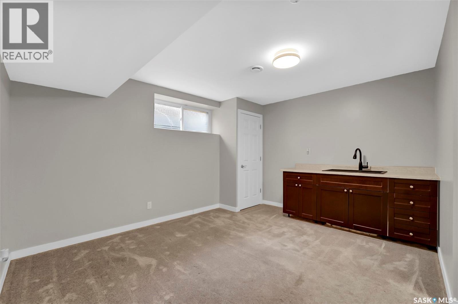 270 Lewin Crescent, Saskatoon, SK