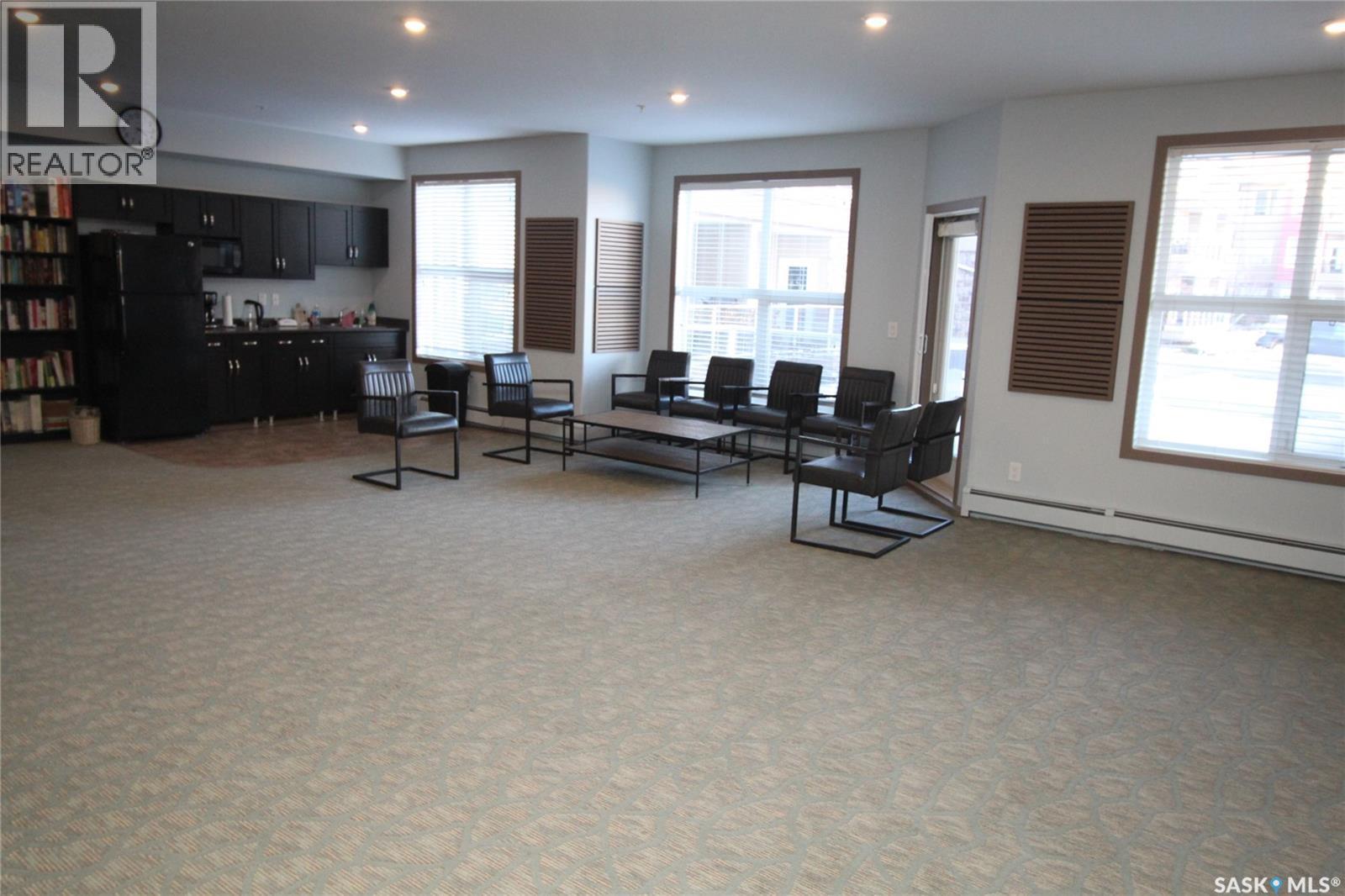 317 1035 Moss Avenue, Saskatoon, SK - Indoor