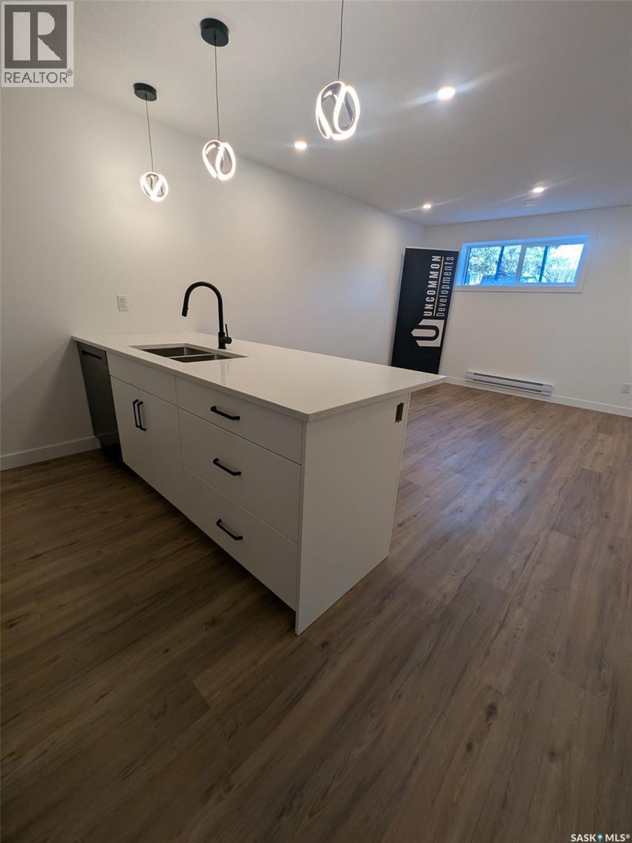 2460 Lindsay Street, Regina, SK - Indoor