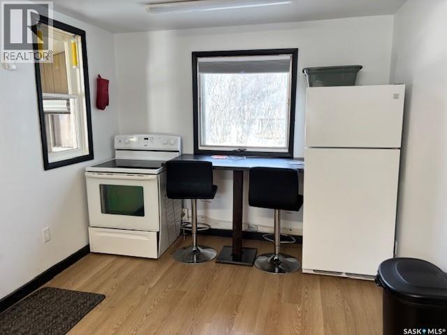327 4Th Avenue E, Canora, SK - Indoor Photo Showing Kitchen