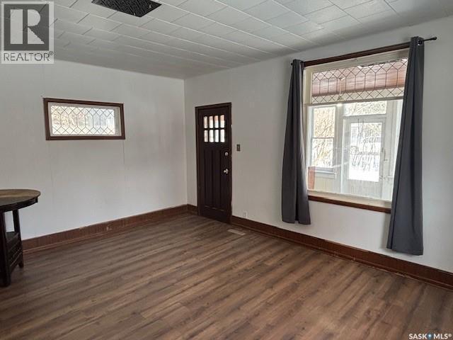 327 4Th Avenue E, Canora, SK - Indoor Photo Showing Other Room