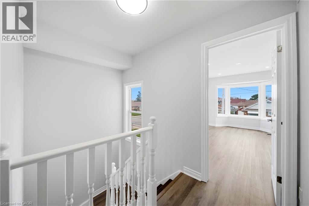 233B Vine Street, St. Catharines, ON - Indoor Photo Showing Other Room