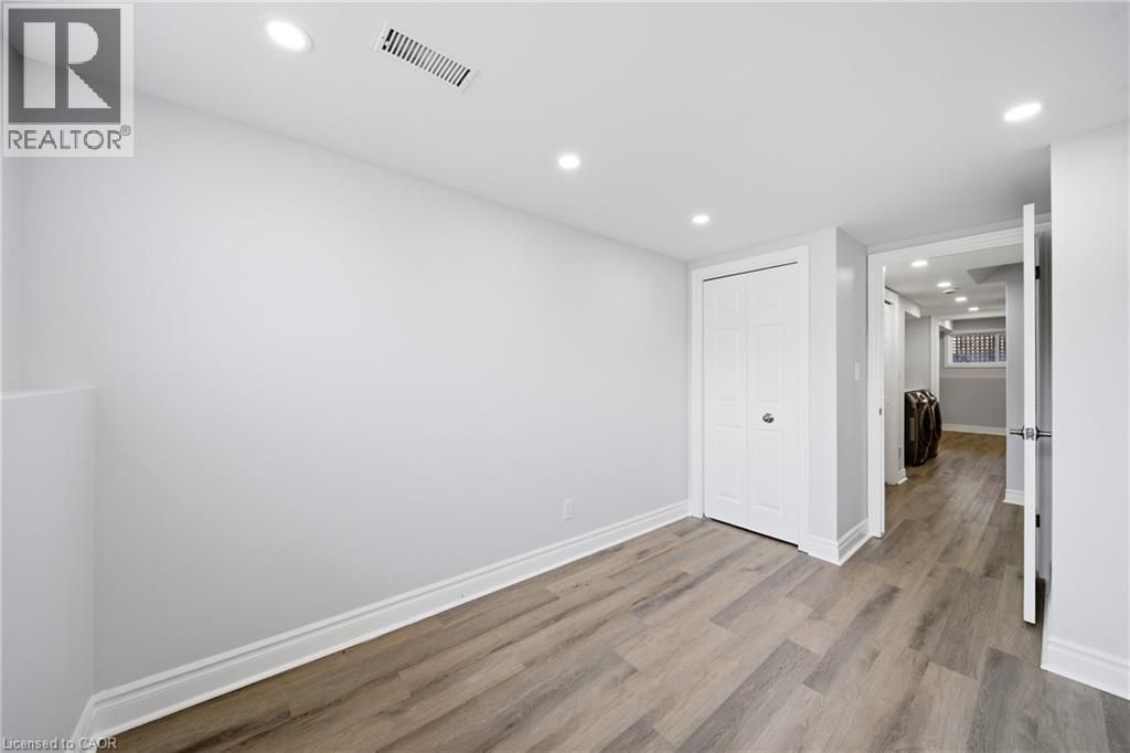 233B Vine Street, St. Catharines, ON - Indoor Photo Showing Other Room
