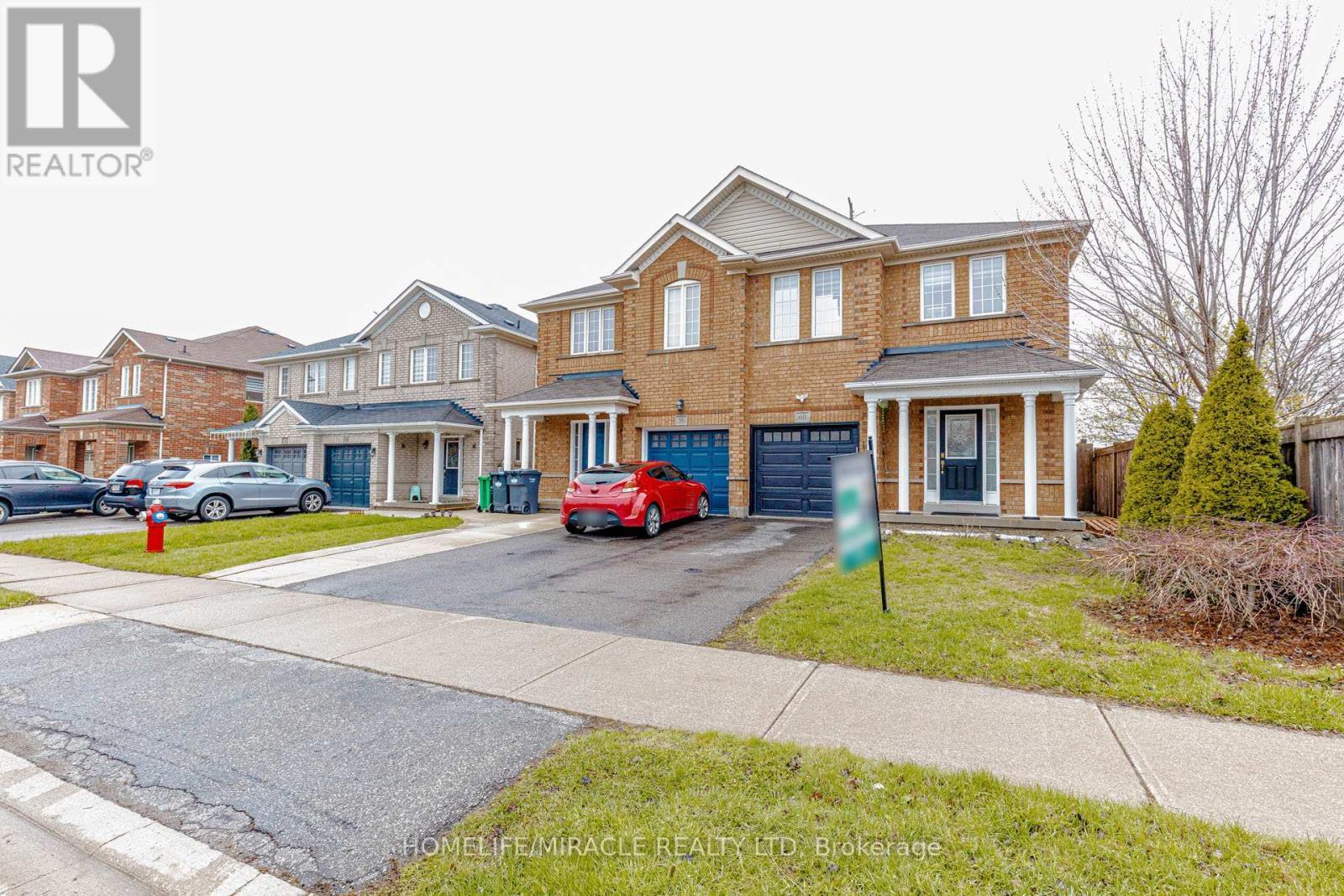 60 Bushmill Circle, Brampton, ON - Outdoor With Facade
