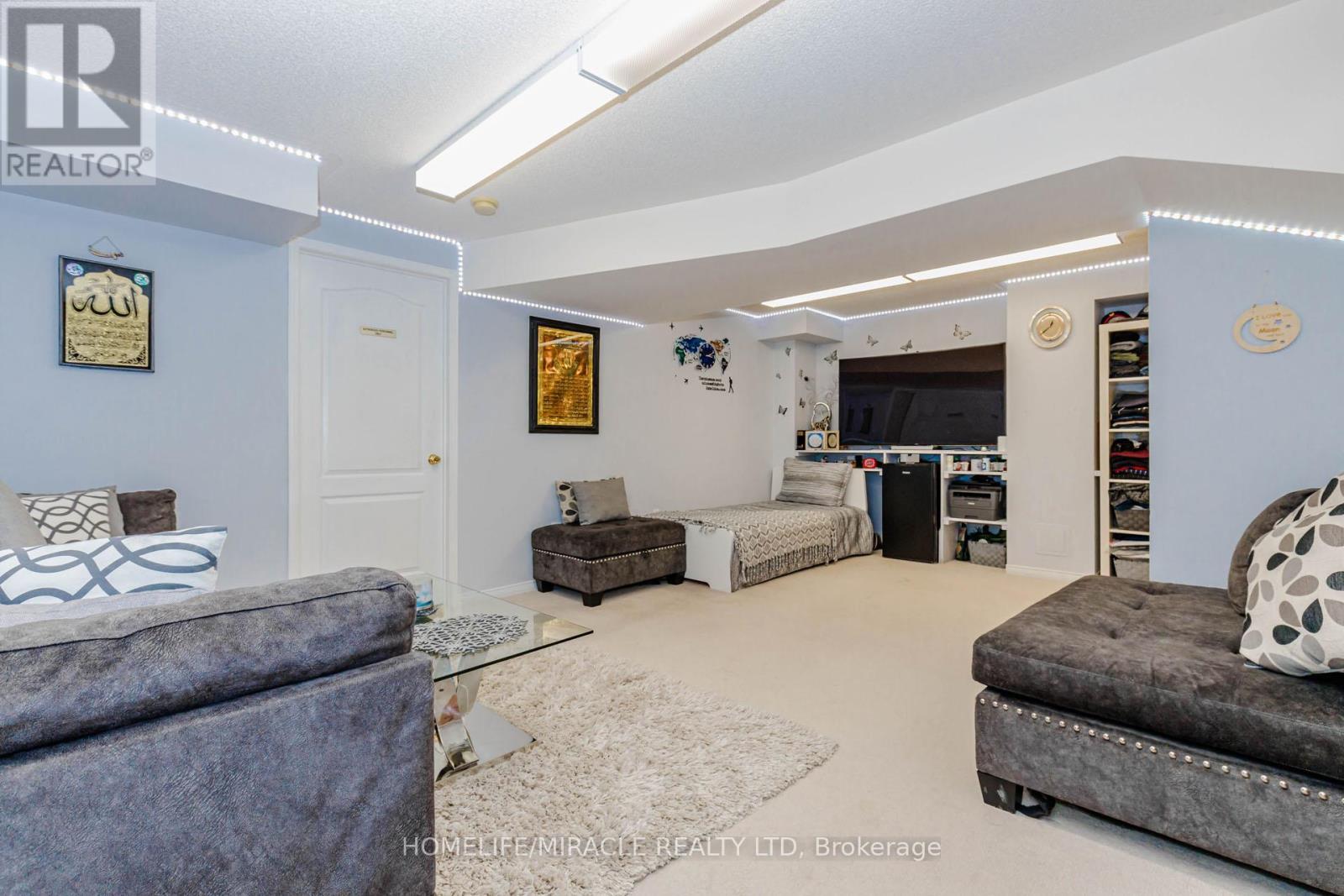 60 Bushmill Circle, Brampton, ON - Indoor