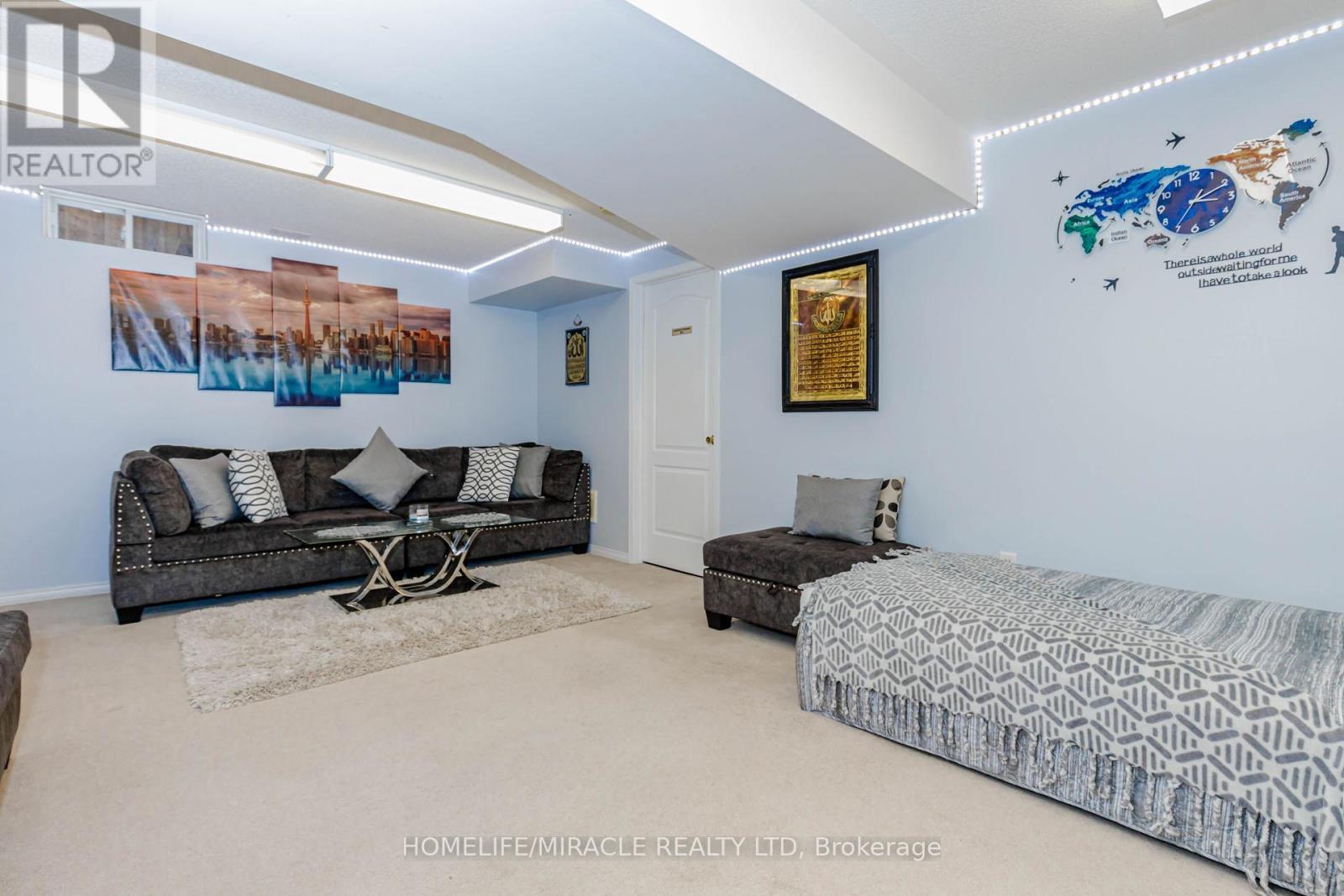 60 Bushmill Circle, Brampton, ON - Indoor
