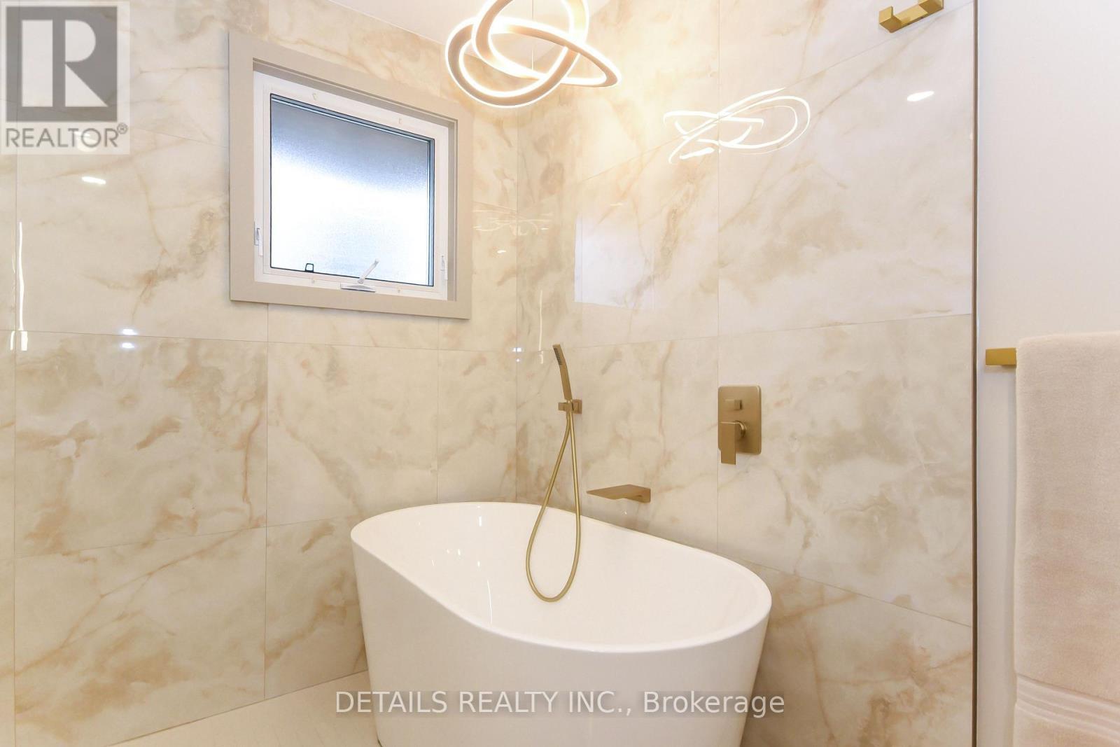 1969 Sharel Drive, Ottawa, ON - Indoor Photo Showing Bathroom