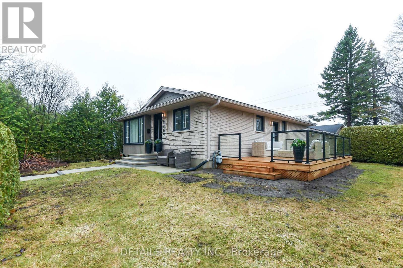 Current Spring lawn - 1969 Sharel Drive, Ottawa, ON - Outdoor With Deck Patio Veranda