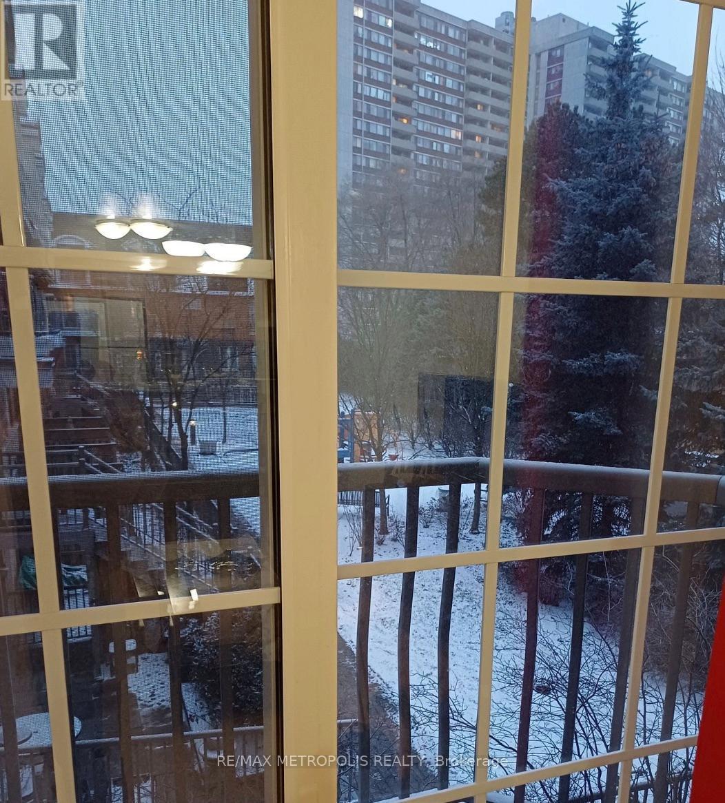 12 - 45 Cedarcroft Boulevard, Toronto, ON - Indoor Photo Showing Other Room