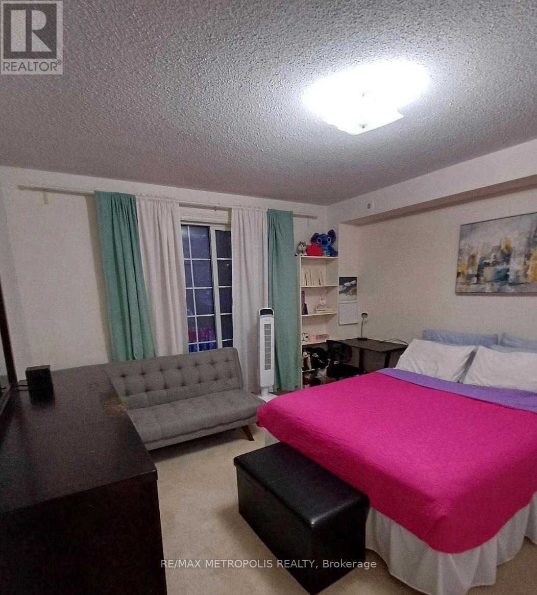 12 - 45 Cedarcroft Boulevard, Toronto, ON - Indoor