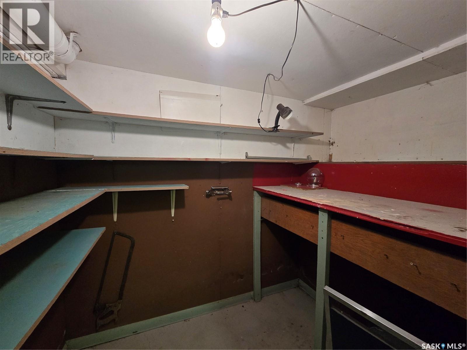 803 Hall Street, Loreburn, SK - Indoor