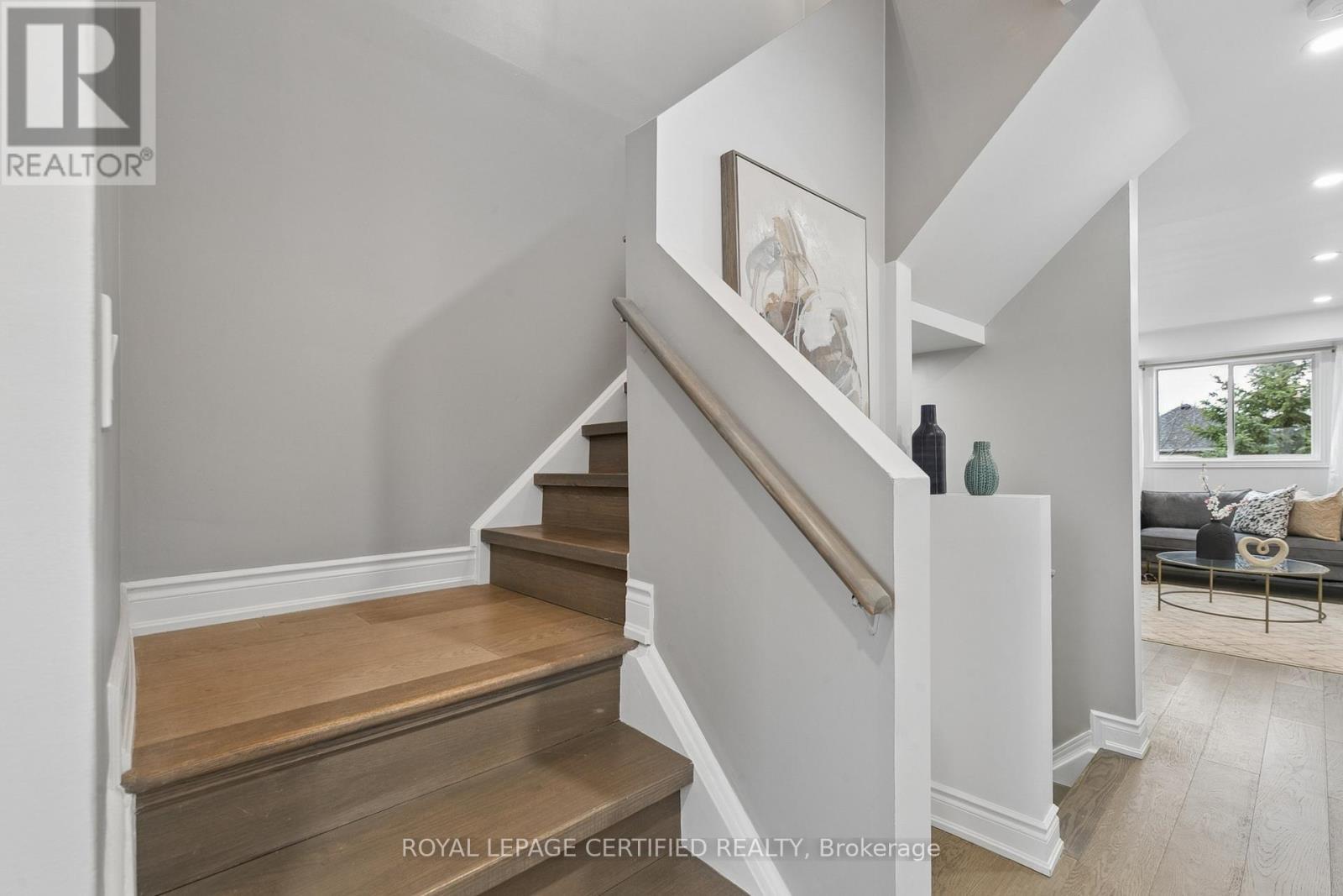 22 Golden Terrace Court, Kitchener, ON - Indoor Photo Showing Other Room