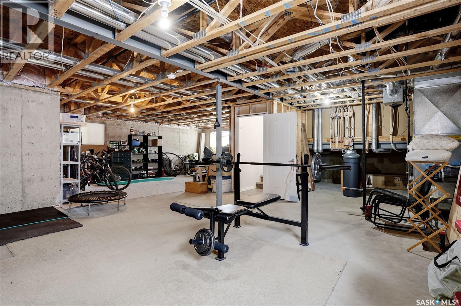 4014 Cumberland Road E, Regina, SK - Indoor Photo Showing Basement