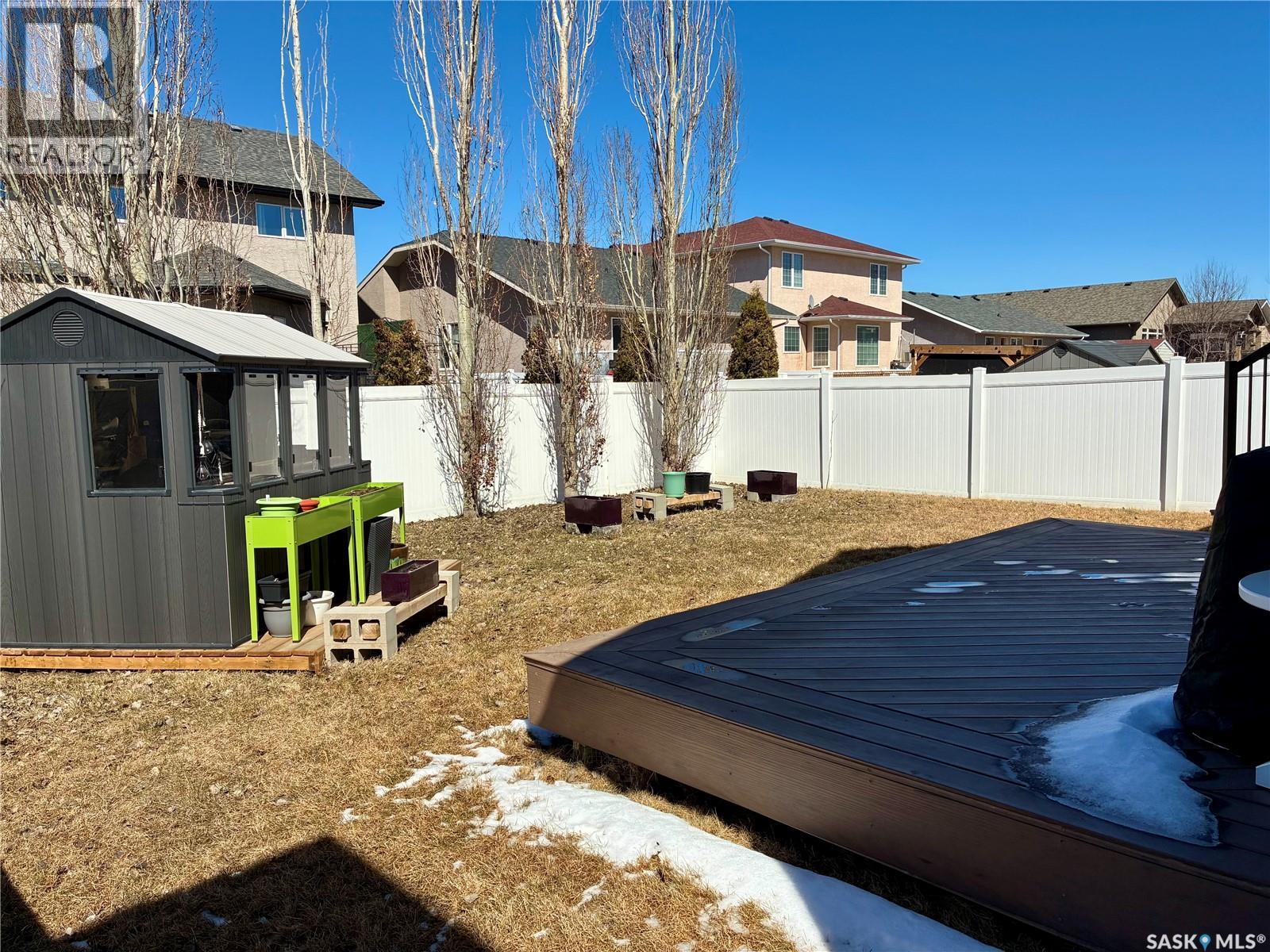 4014 Cumberland Road E, Regina, SK - Outdoor