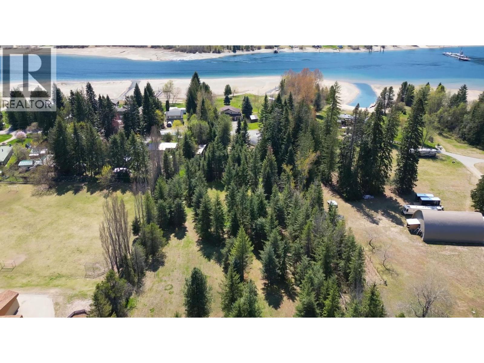 6158 Redfish Road, Nelson, BC