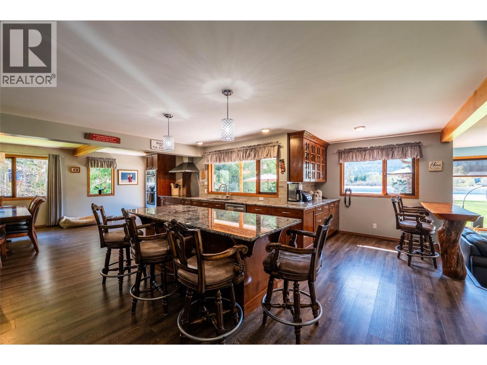 6158 Redfish Road, Nelson, BC