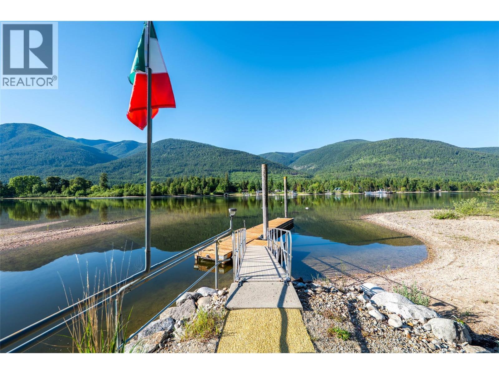 6158 Redfish Road, Nelson, BC