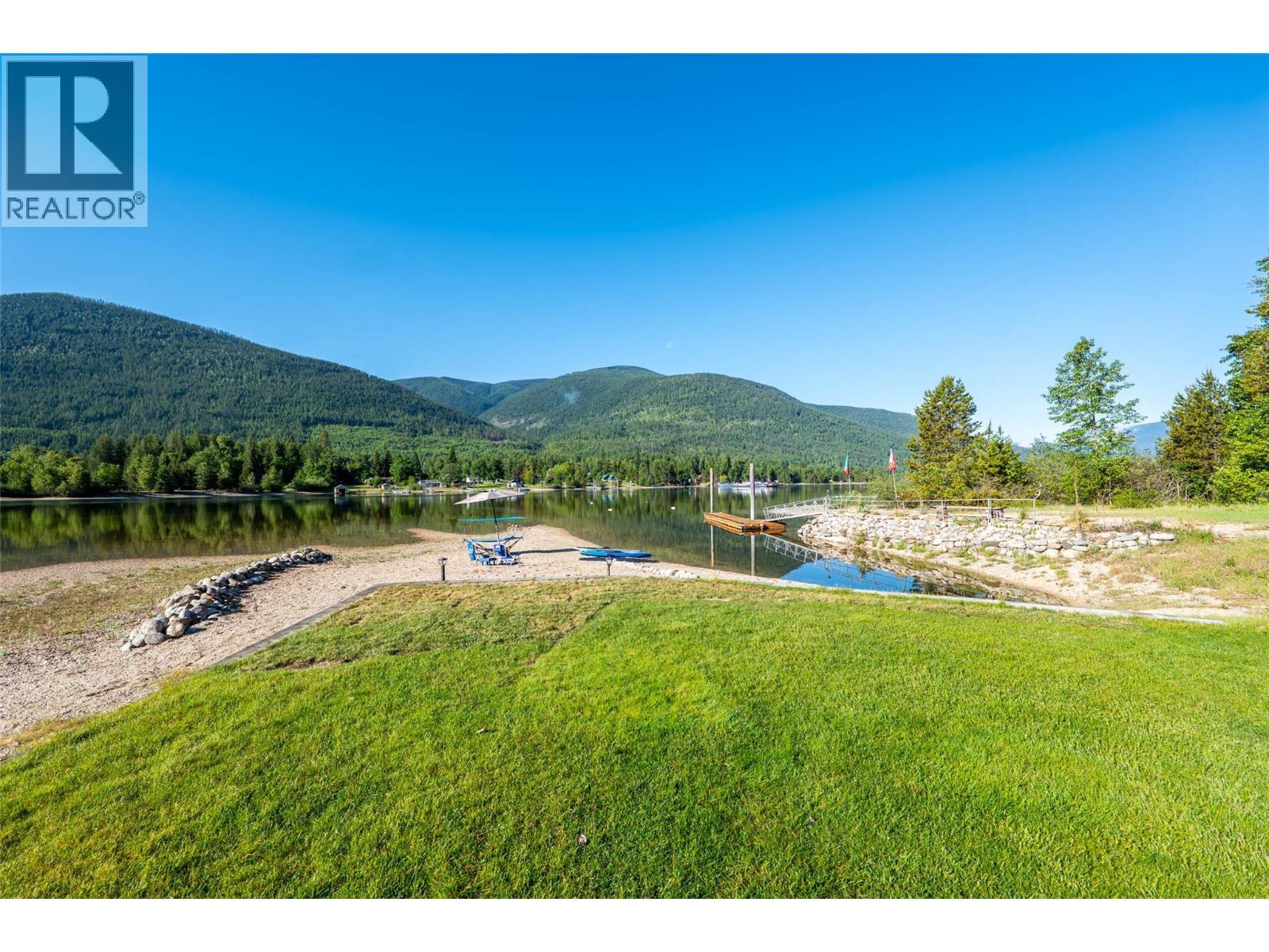 6158 Redfish Road, Nelson, BC