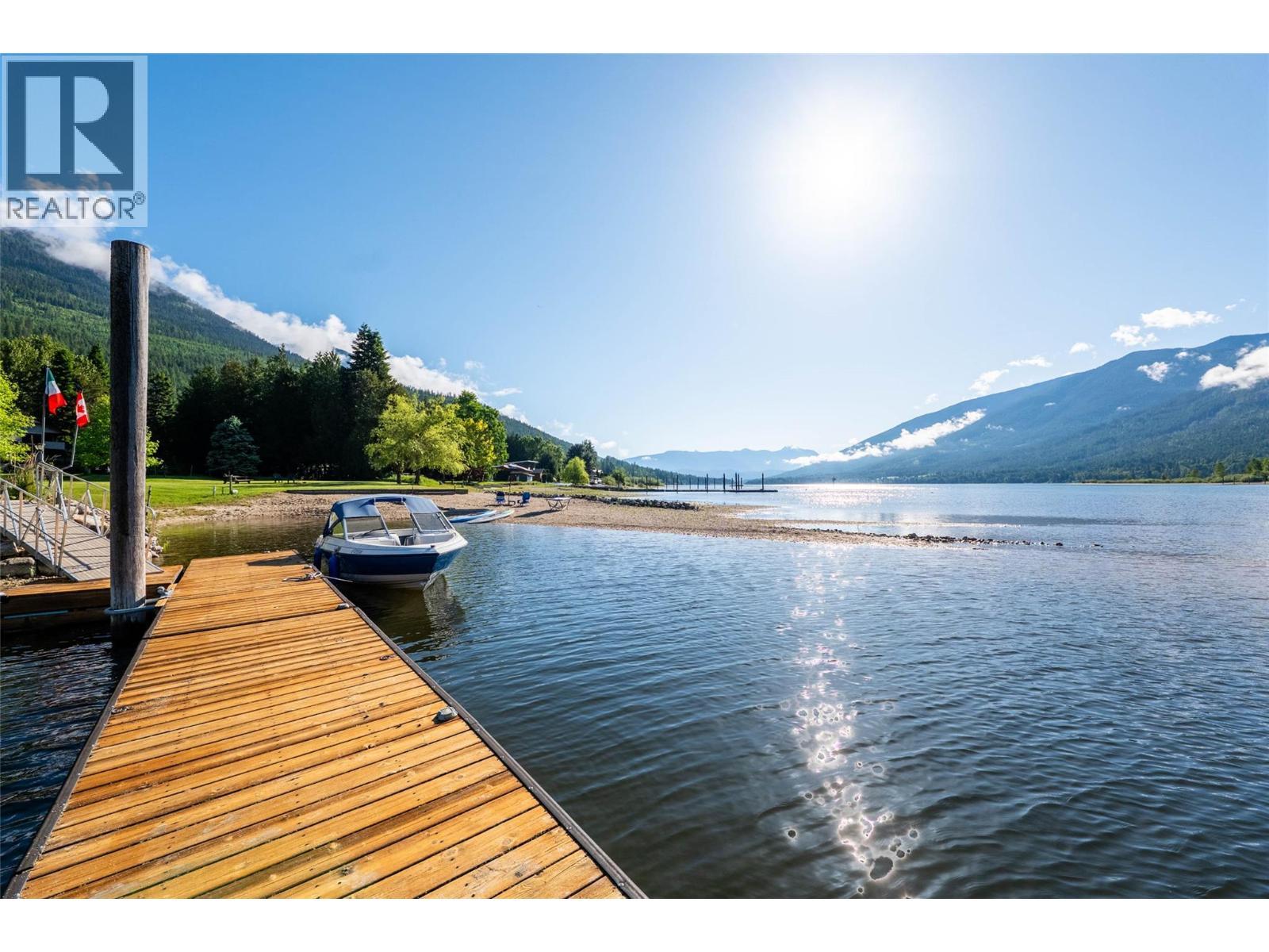 6158 Redfish Road, Nelson, BC
