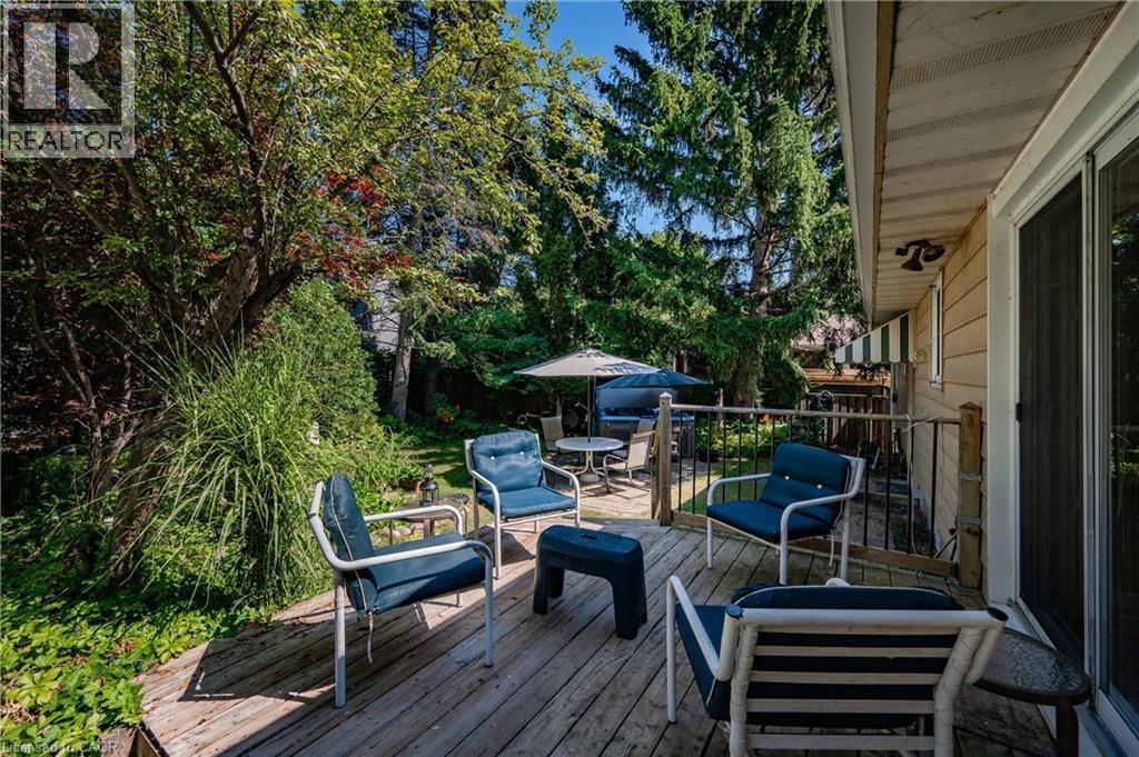 Backyard Deck - 557 Stillwater Crescent, Burlington, ON - Outdoor With Deck Patio Veranda