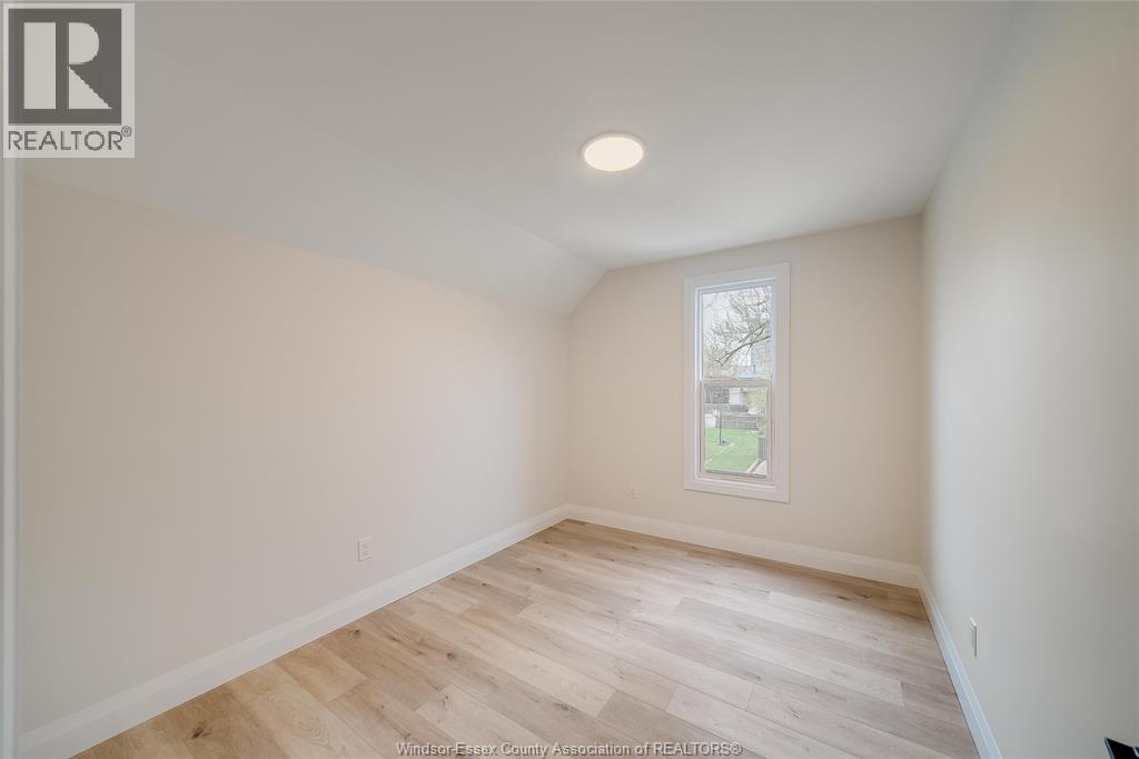 151 Curry Ave, Windsor, ON - Indoor Photo Showing Other Room