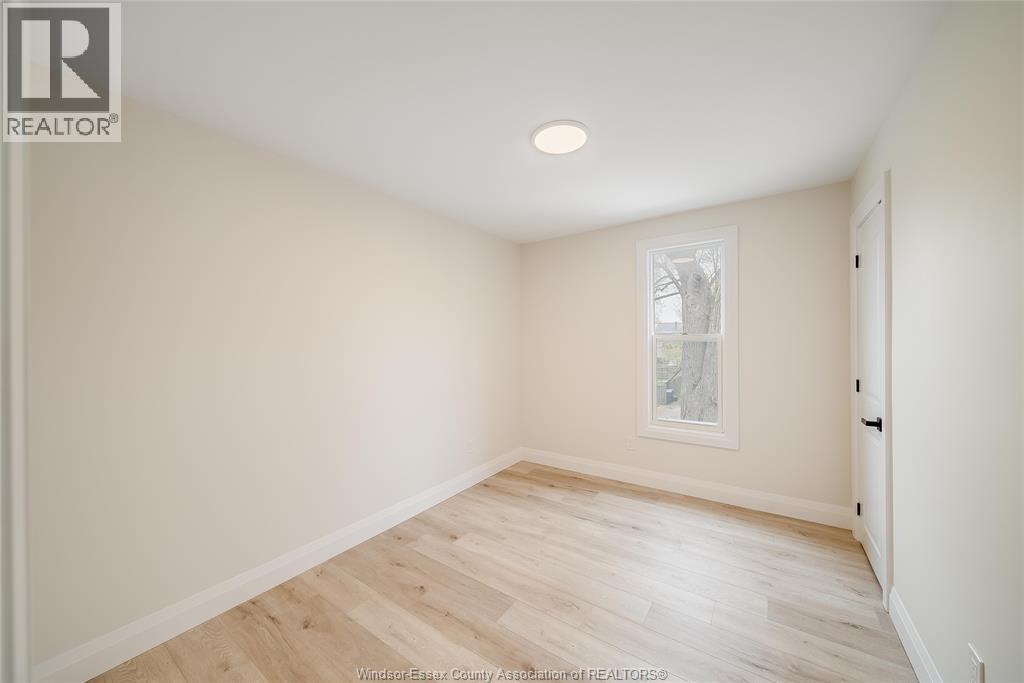 151 Curry Ave, Windsor, ON - Indoor Photo Showing Other Room