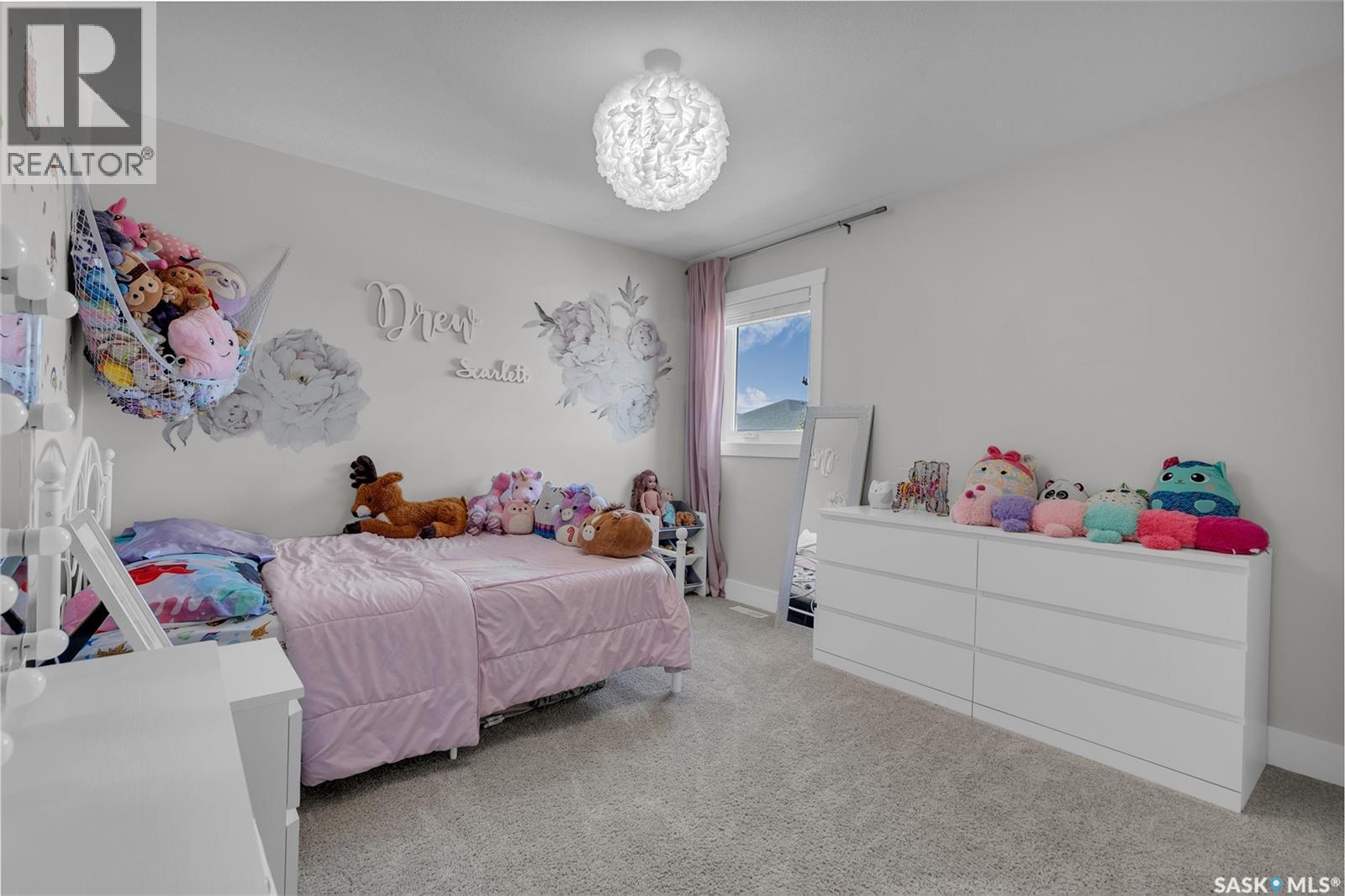 1235 Pringle Way, Saskatoon, SK