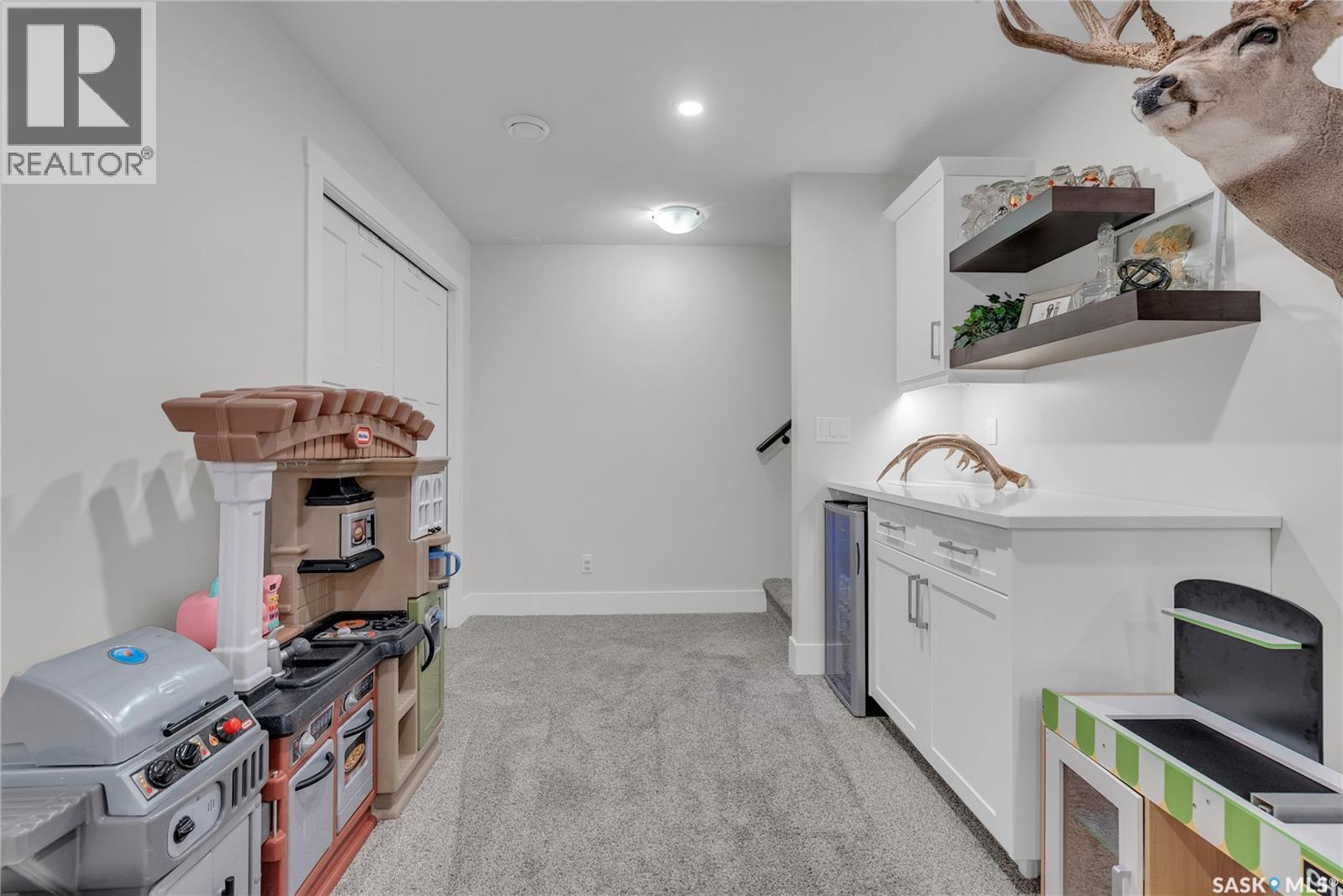 1235 Pringle Way, Saskatoon, SK