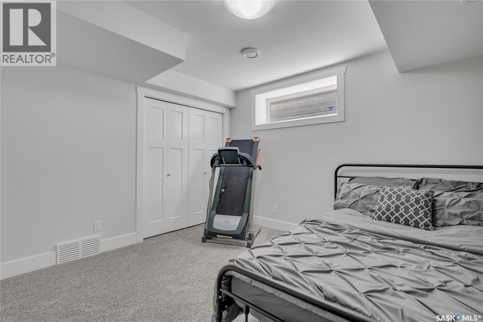 1235 Pringle Way, Saskatoon, SK