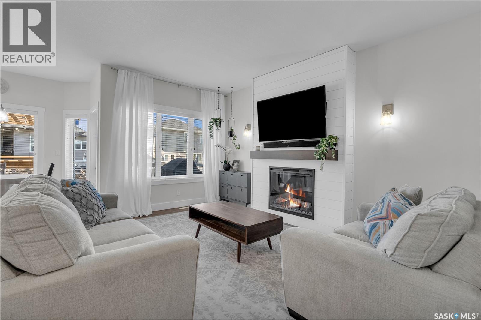 1235 Pringle Way, Saskatoon, SK