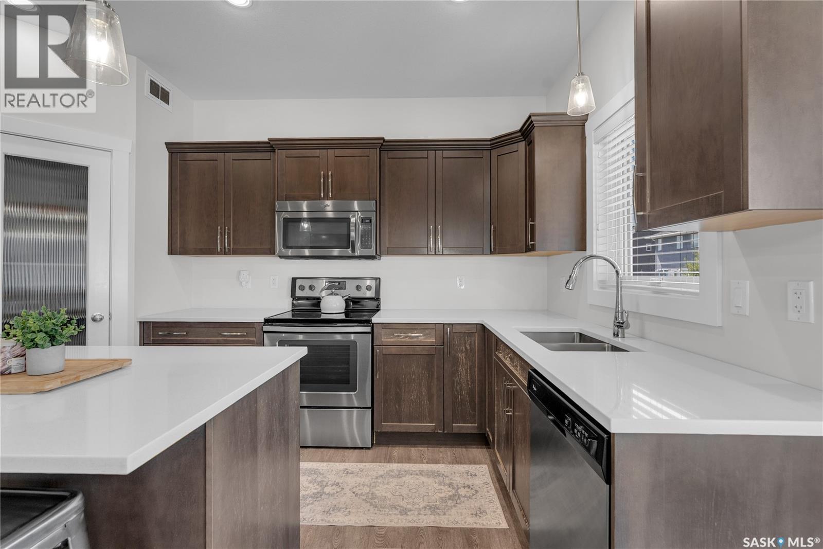 1235 Pringle Way, Saskatoon, SK