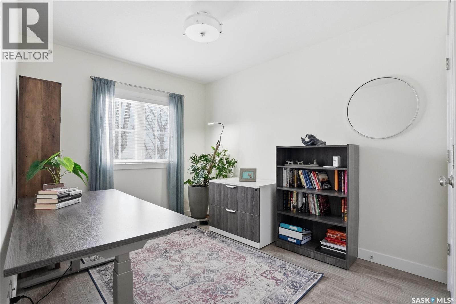 118 3Rd Street E, Saskatoon, SK - Indoor