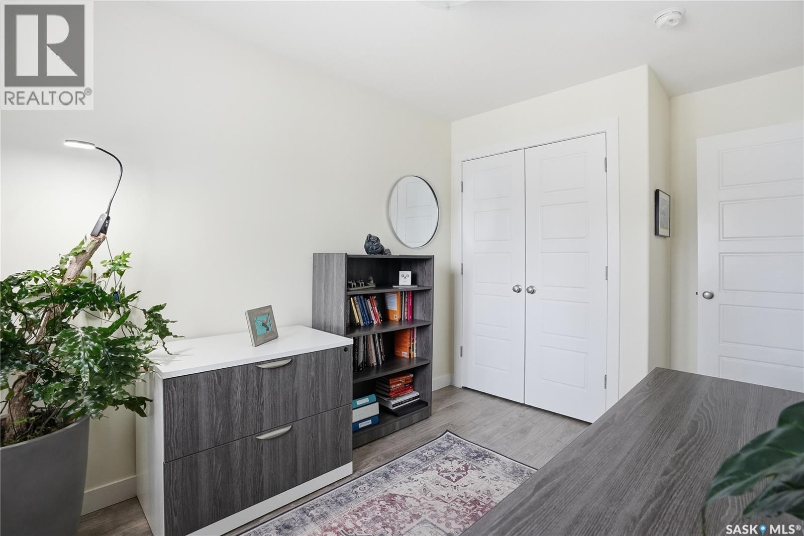 118 3Rd Street E, Saskatoon, SK - Indoor