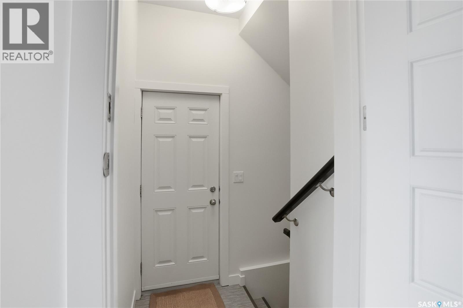 118 3Rd Street E, Saskatoon, SK - Indoor Photo Showing Other Room