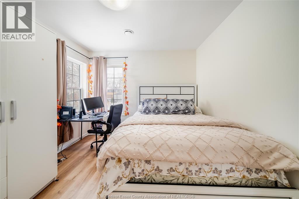3567 King Street, Windsor, ON - Indoor Photo Showing Bedroom