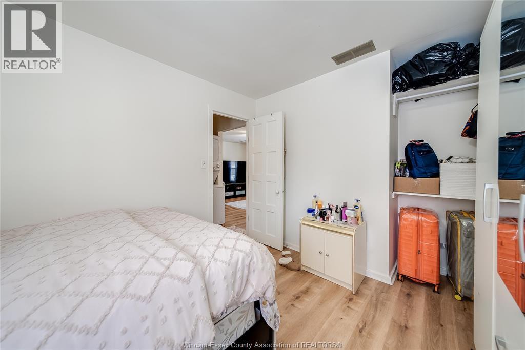 3567 King Street, Windsor, ON - Indoor Photo Showing Bedroom