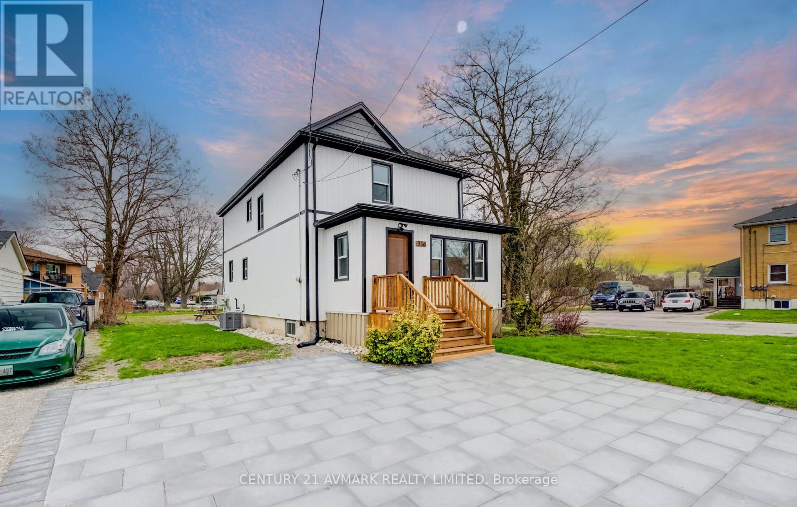 336 Geneva Street, St. Catharines (Fairview), ON - Outdoor