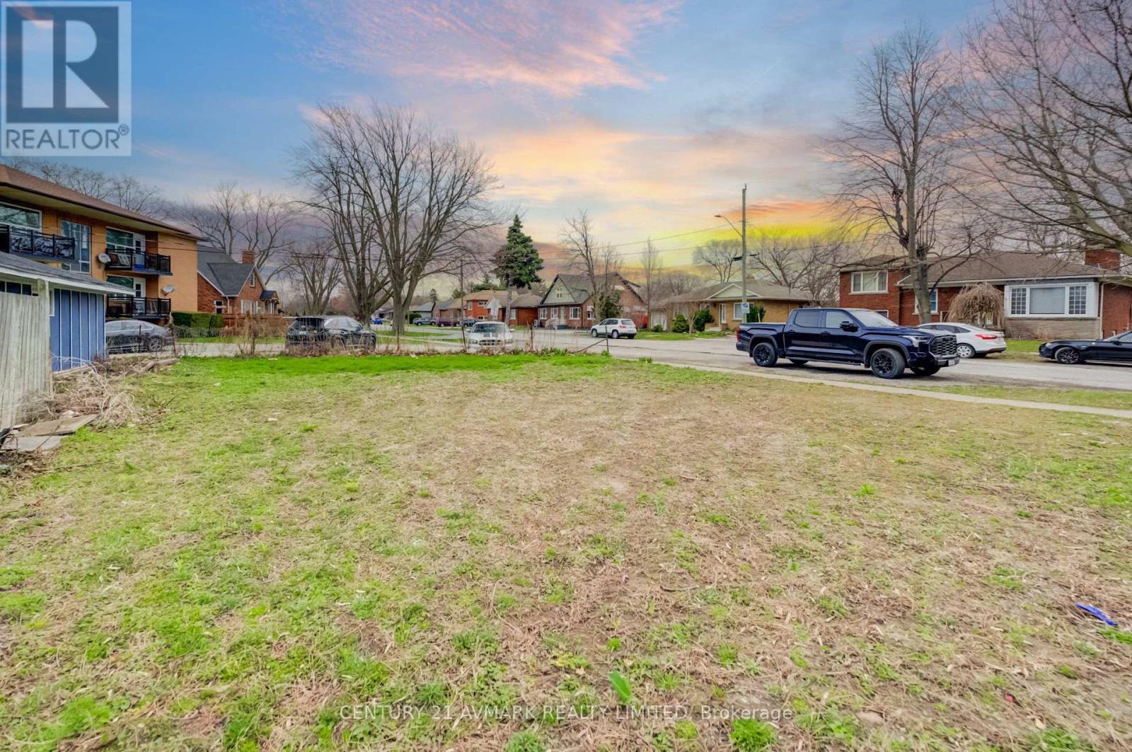336 Geneva Street, St. Catharines (Fairview), ON - Outdoor