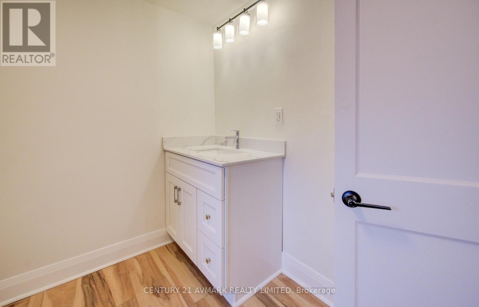 336 Geneva Street, St. Catharines (Fairview), ON - Indoor