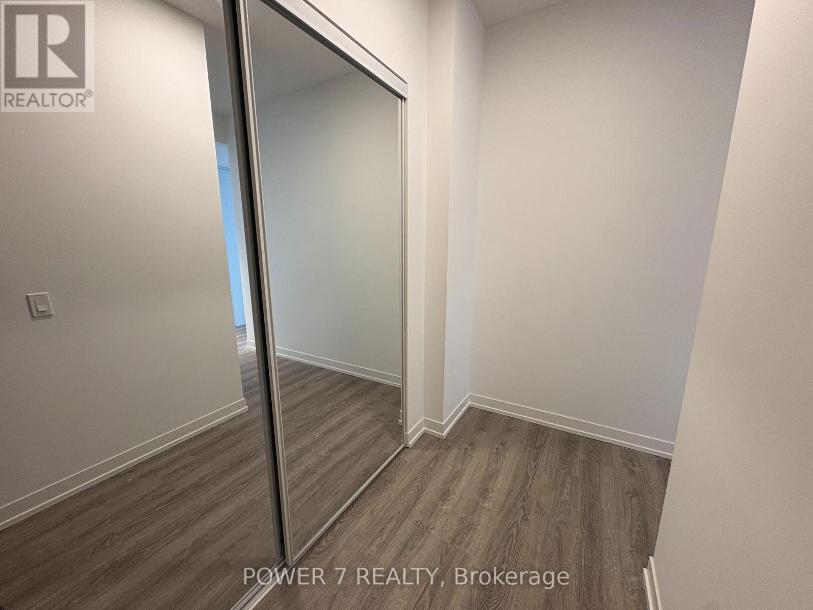 4112 - 8 Interchange Way, Vaughan, ON - Indoor Photo Showing Other Room