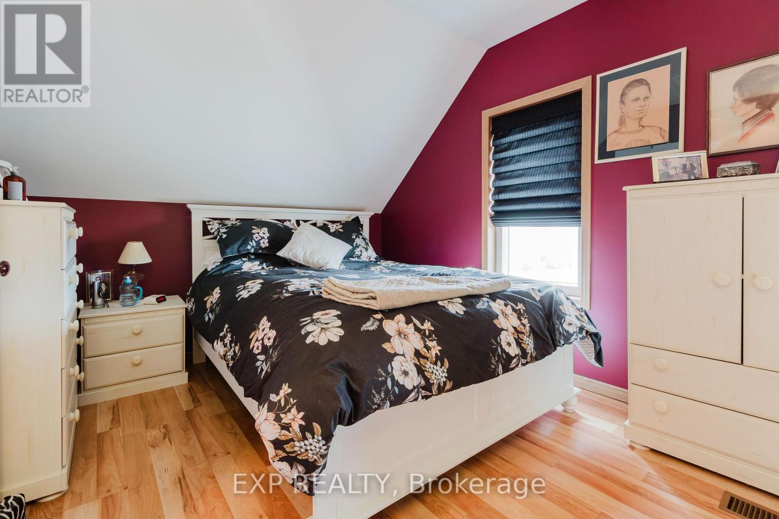 232 Oxford Street, Goderich, ON - Indoor Photo Showing Bedroom