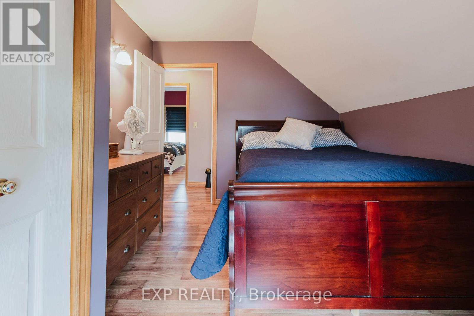 232 Oxford Street, Goderich, ON - Indoor Photo Showing Bedroom