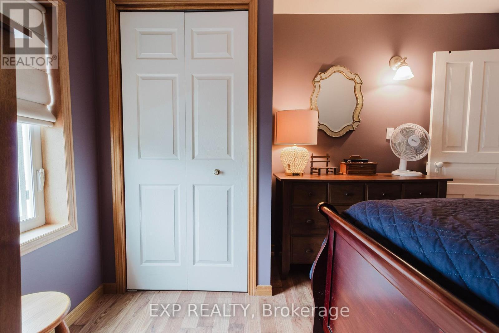 232 Oxford Street, Goderich, ON - Indoor